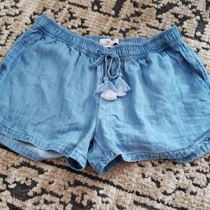 Vineyard Vibes women's shorts, size small